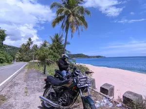 PANTAI UJUNG LHOK PAWOH