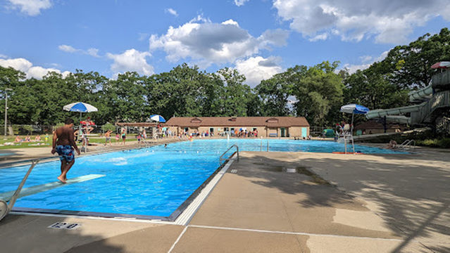Briggs Park Pool