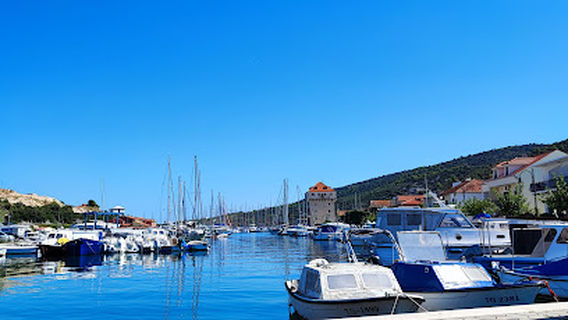 Marina Tower