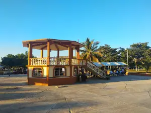 Kiosco de Pino Suárez