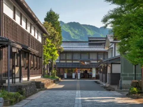 Setogawa and Shirakabe Dozou Street
