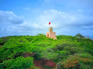 Dandoba Hills, Bhose