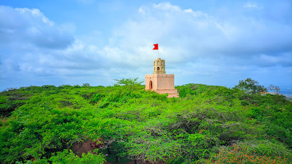 Dandoba Hills, Kharshing