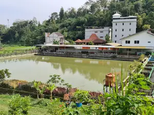 Patria Villa Tawangmangu