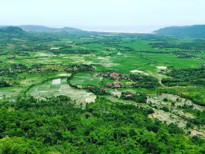 Geopark Ciletuh Amphitheater Panenjoan