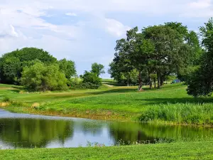 Lake Perry Country Club