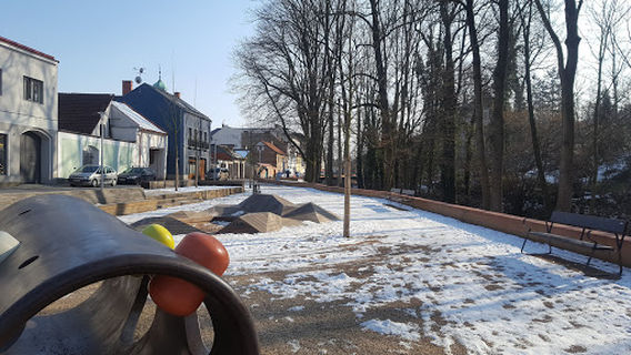 Dětské hřiště VODNÍ VALY