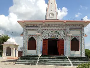 Shree Hanuman Ji Mandir, Garhwan