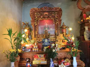 Đền Bách Thần
