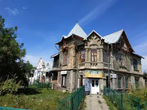Гараж садиби Сангушко-Потоцьких (1906 р.)