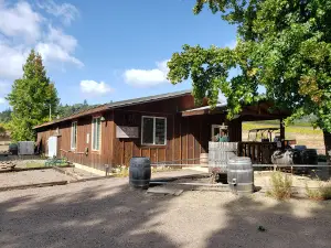 Lula Cellars