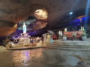 Gua Maria Santok