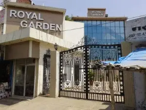 BEHIND PLAZA PALACE BAGHWA CHUNGI PRATAPGARH