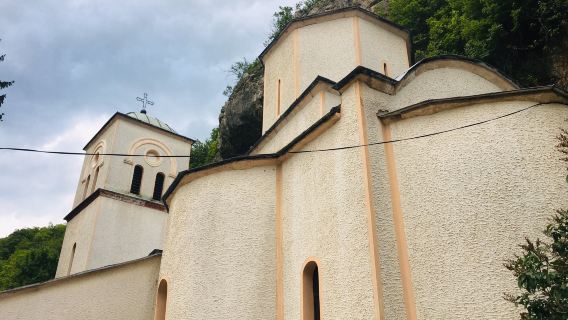 Gornjak Monastery