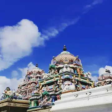 金奈卡帕裡士瓦爾寺附近的飯店