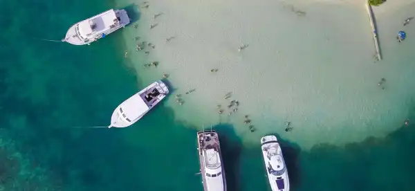 Hotels in Rum Point