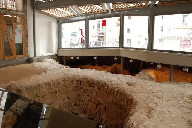 Hotels near MUHBA Santa Caterina