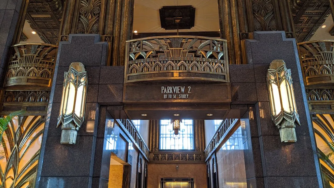 3_Parkview Square