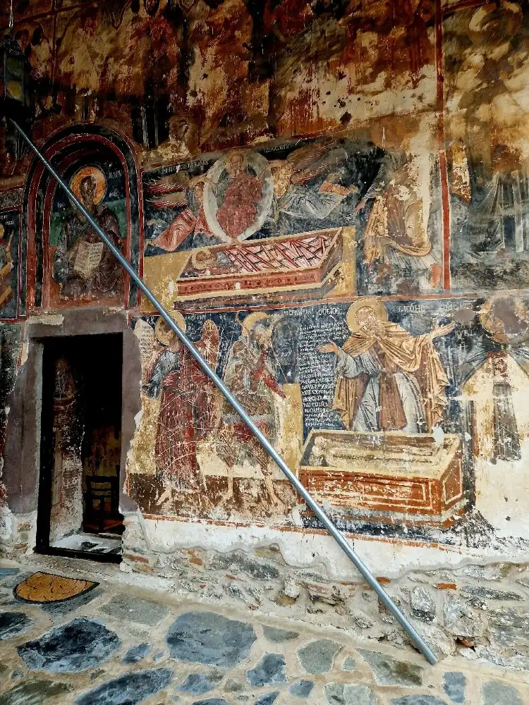 Các khách sạn gần Panagia Mavriotissa Monastery