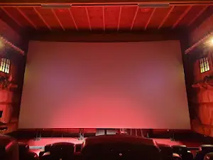 Magnum Theater