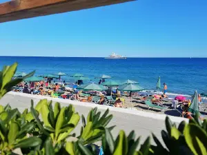 beach Bussana
