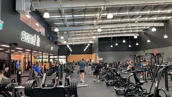 Revo Fitness Mentone