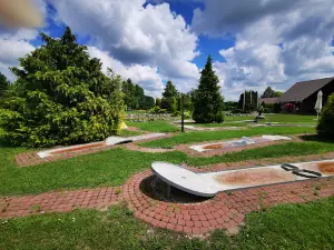 Kincsem Lovaspark Rendezvényhelyszín- edzőtábor, esküvő, rendezvény