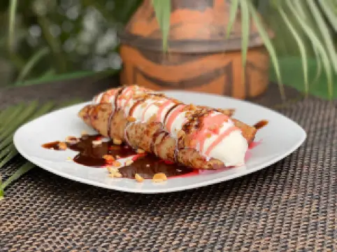 Arnheim Art Gallery, Restaurant & Bar, Midget Golf, Suya Hut, Loging