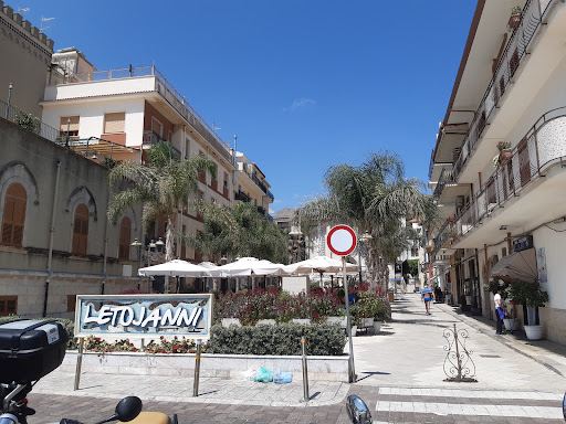 Spiaggia di Letojanni