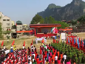 Sân vận động huyện Văn Lãng