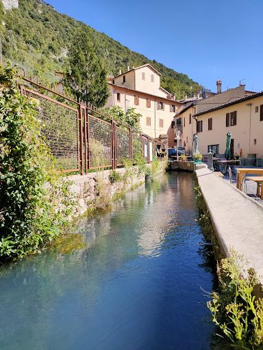 Menotre waterfalls
