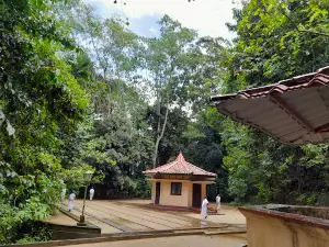 Mitirigala Nissarana Vanaya Forest Monastery