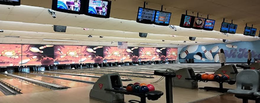Break Point Bowl & Entertainment