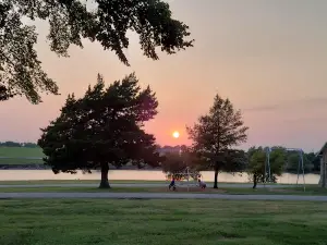 Lake Garnett Park