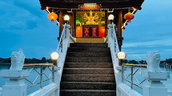 สวนสาธารณะบึงแก่นนคร