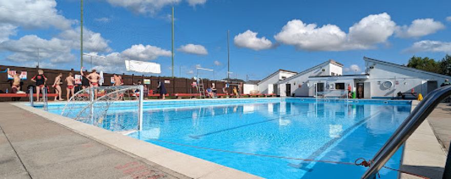 Kingsteignton Swimming Pool