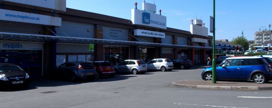 Cockhedge Shopping Park