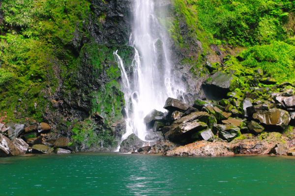 Higashi Shiiya Falls