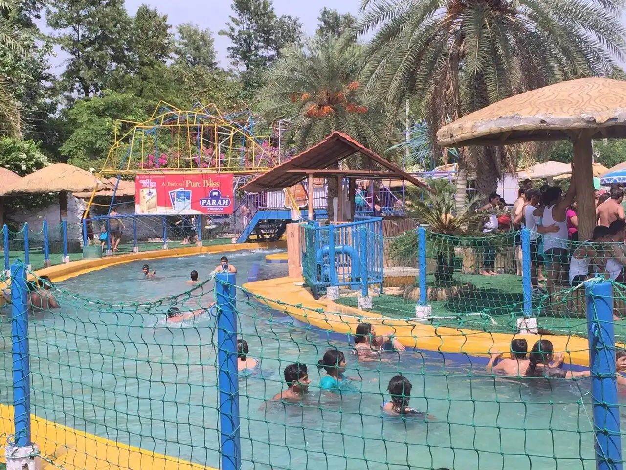 Các khách sạn gần Fun 'n' Food Village