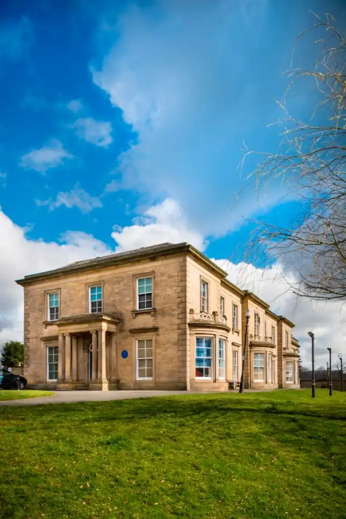Hotels near Halifax Road Yew Park