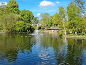 Arnot Hill Park