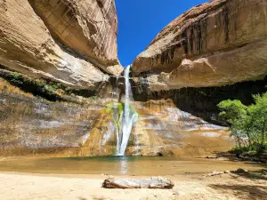 Lower Calf Creek Falls