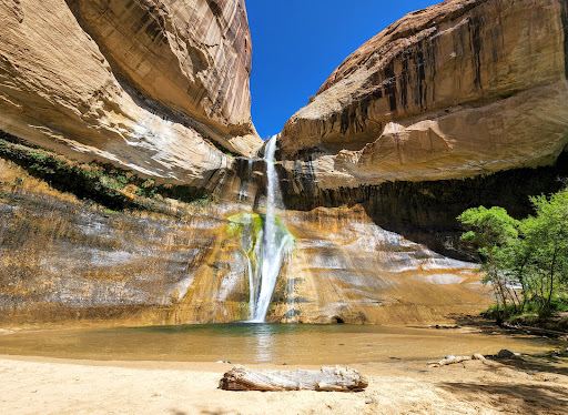 Lower Calf Creek Falls