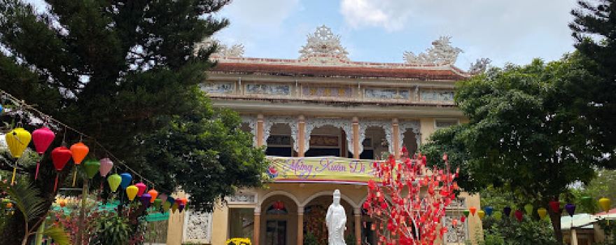 Bao Quang Pagoda