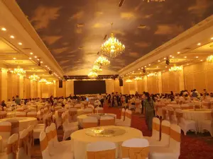 Trung Tâm Tiệc Cưới - Hội Nghị Âu Cơ
