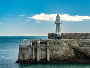 Mevagissey Harbour Wall