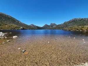 Lake Gairdner Free Camping Area