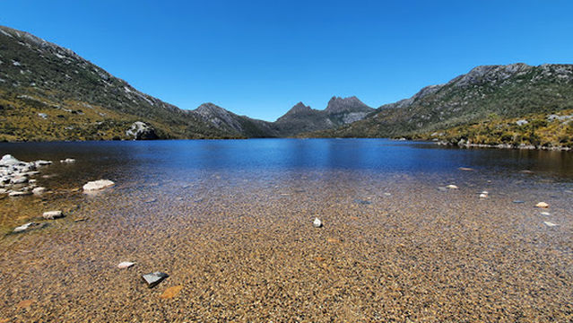 Lake Gairdner Free Camping Area