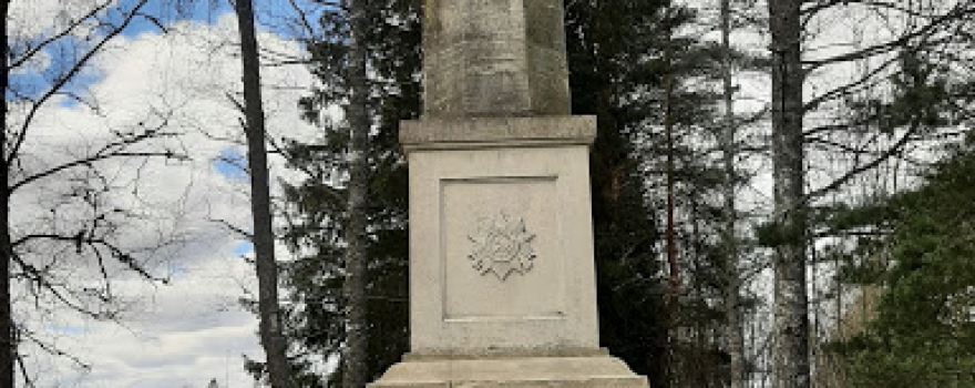 Pikasilla Isamaasõja suur memoriaal