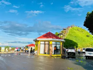 Chocolate Hills Complex